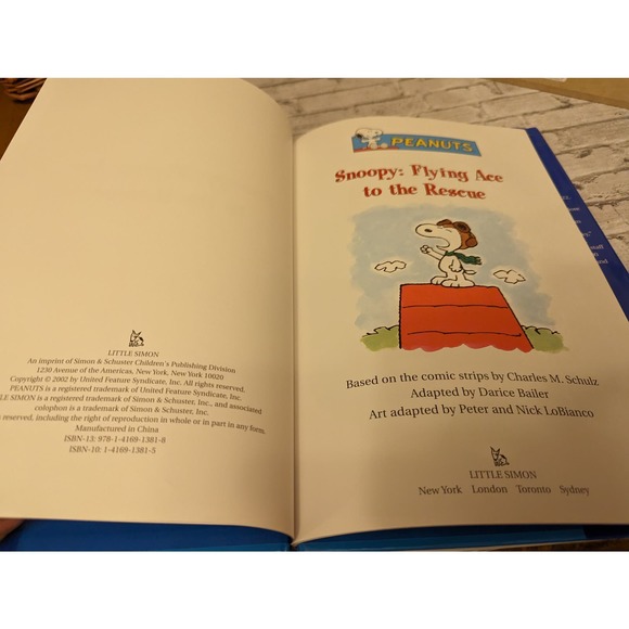 Snoopy Flyng Ace to the Rescue Hard Cover -Charlie Brown - Picture 3 of 8